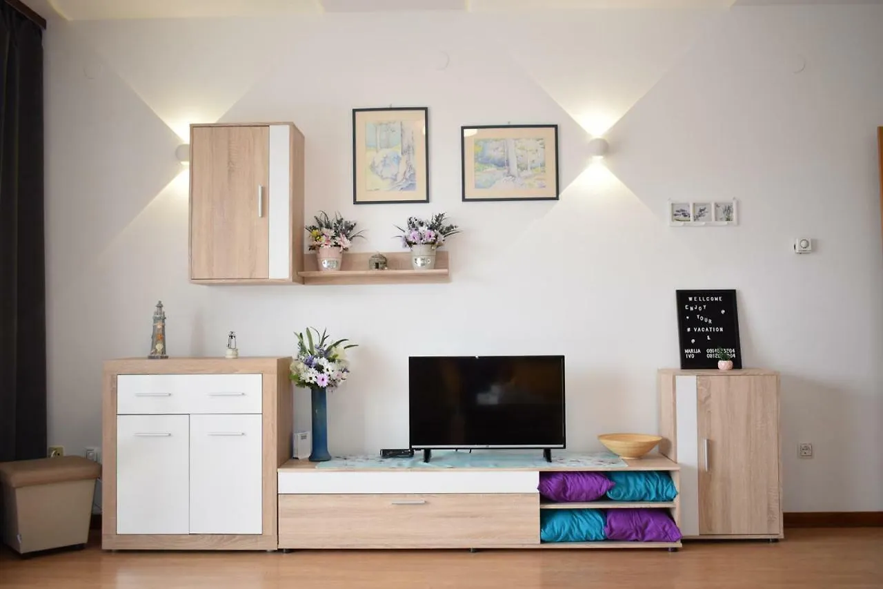 Ivoria - Apartments With A Swimming Pool Croatia