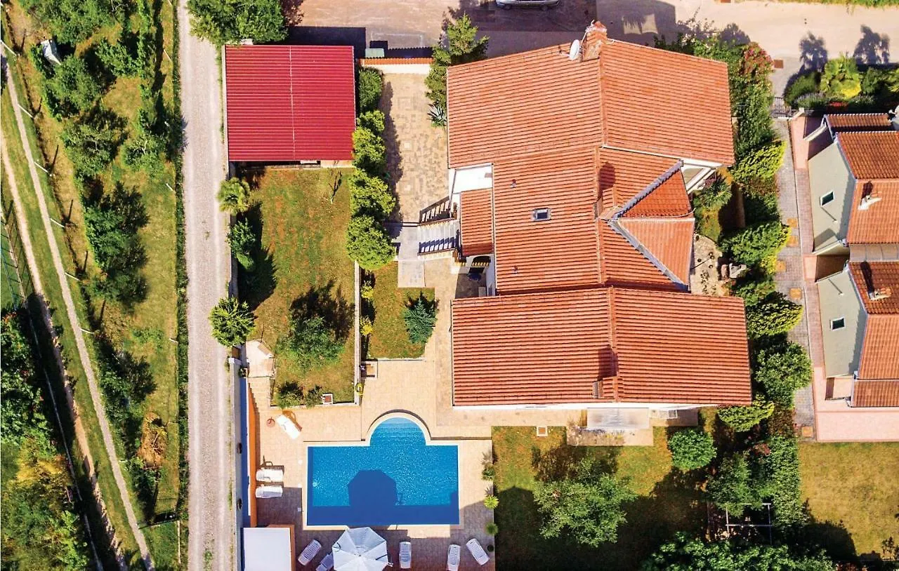 Ivoria - Apartments With A Swimming Pool Croatia