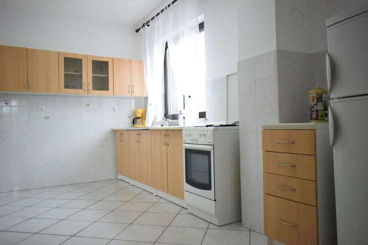 Ivoria - Apartments With A Swimming Pool