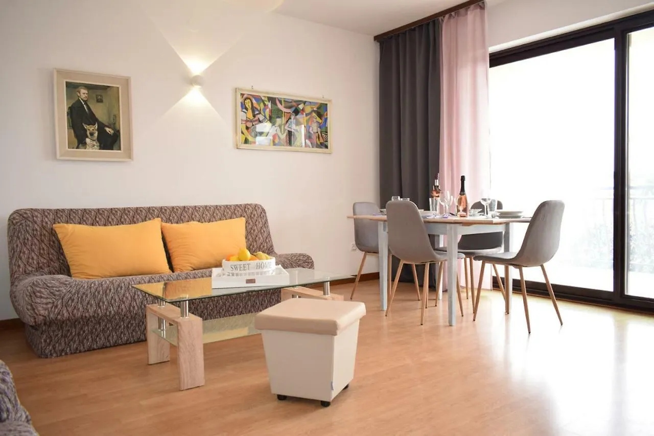 Ivoria - Apartments With A Swimming Pool  Banjole